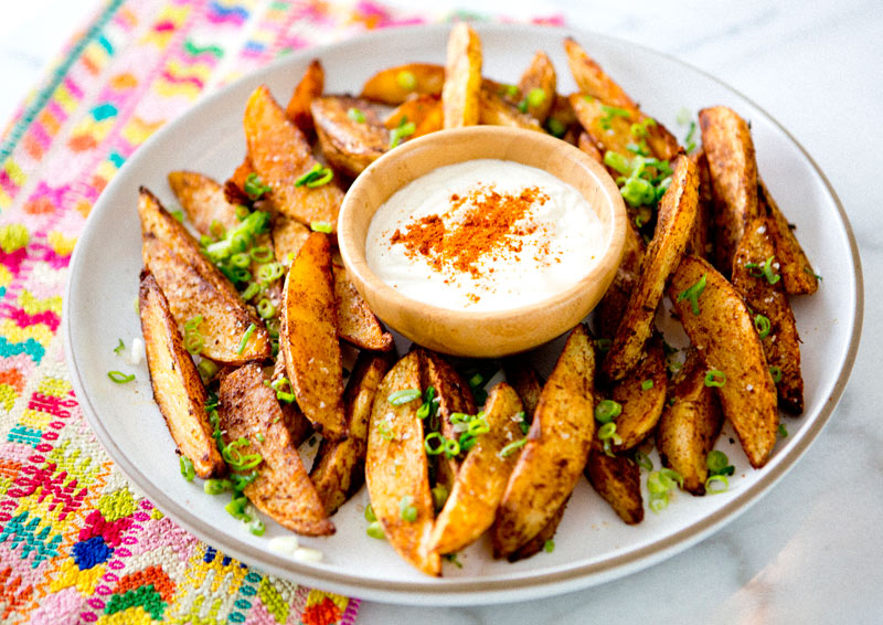 SPICY POTATO WEDGES WITH LIME DIPPING SAUCE