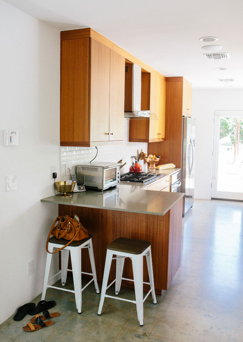 a_house_in_the_hills_kitchen-1