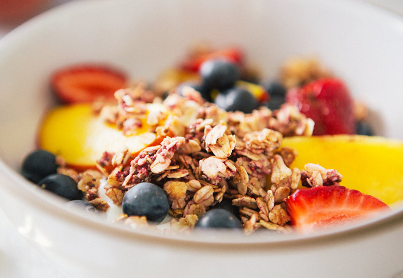 a_house_in_the_hills_raspberry_granola-5