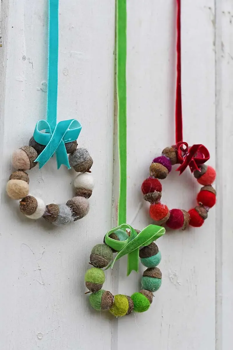 Acorn_Mini_Christmas_Wreaths