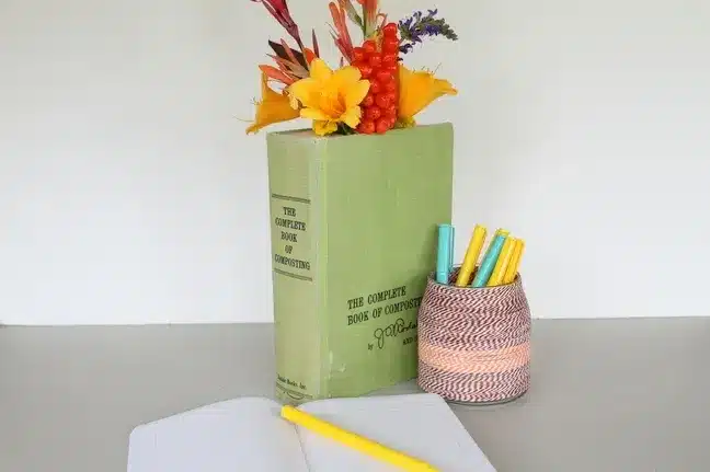 Book_Vase