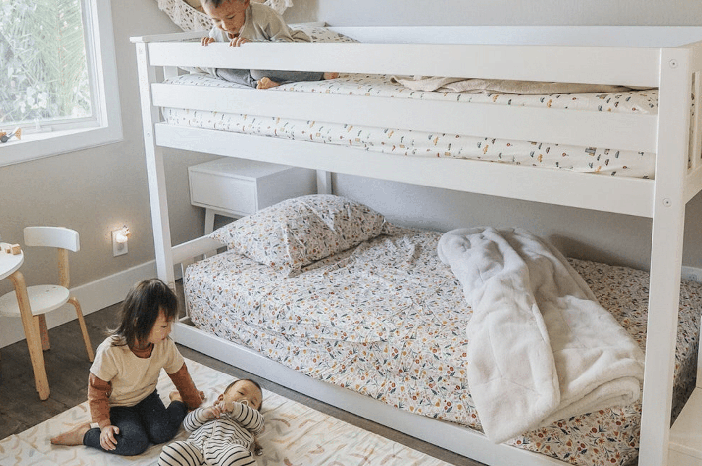 Max__Lily_Staircase_Bunk_Bed