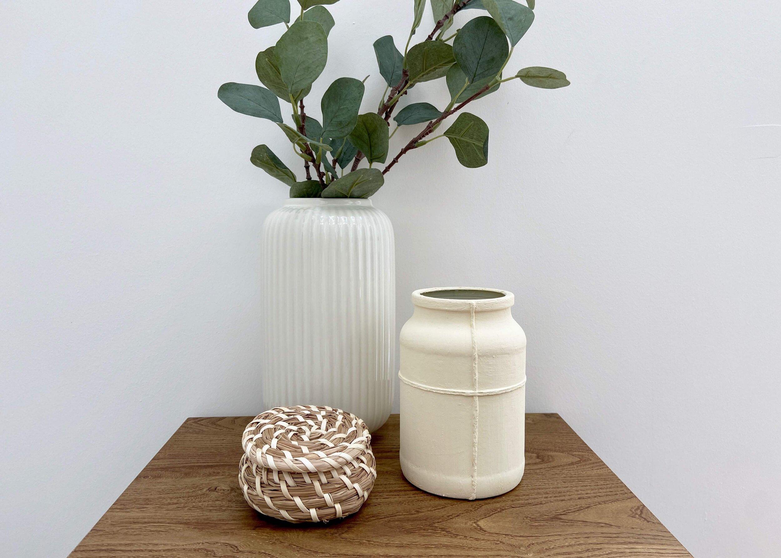 Minimal_Textured_Vase