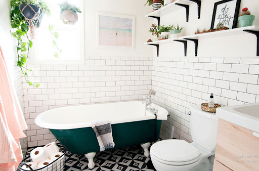 Green-White Theme bathroom 