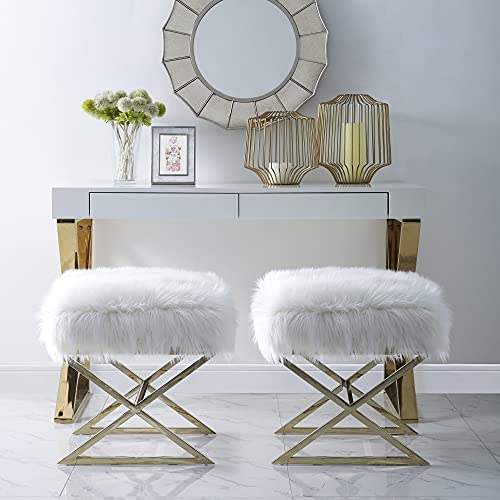Square Ottoman with Traditional Wall Mirror