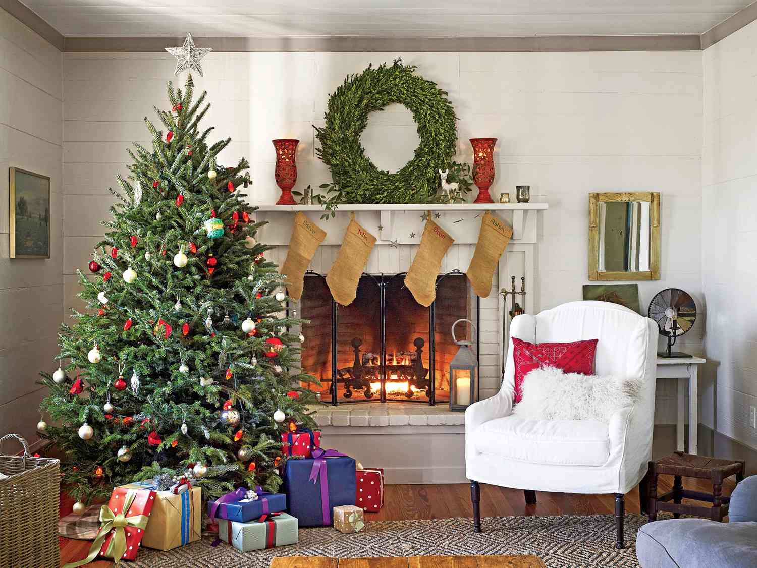 21 Ideas for Neutral Christmas Decor: Get Inspired