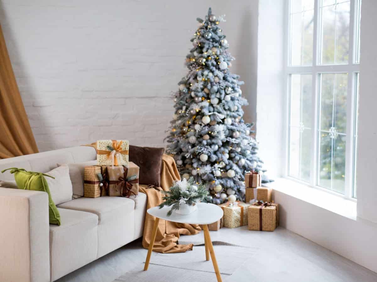 21 Best Flocked Christmas Trees: Compare Size, Width, Lighting, and Price