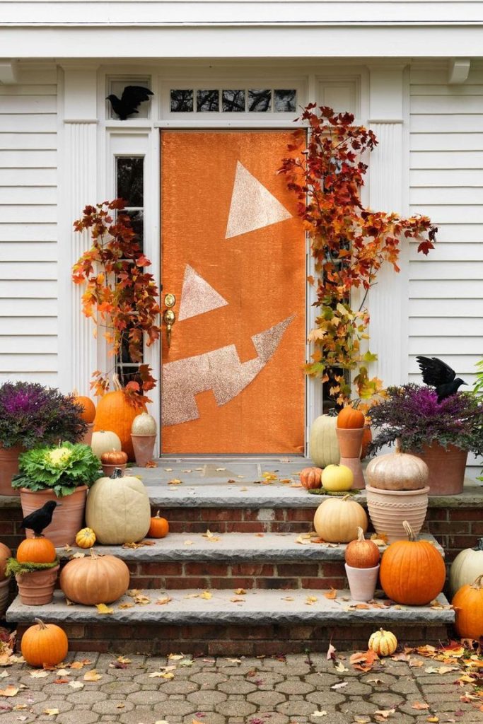 halloween door decorations pumpkin door