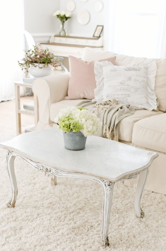 Coffee Table With a Vintage French Feel