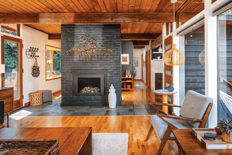 Mid-Century Makeover: 16 Fireplace Design Ideas