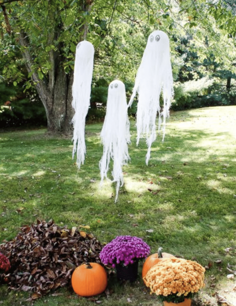 outdoor halloween decorations ghosts