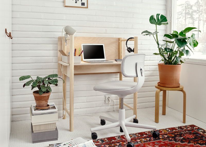 small space desks