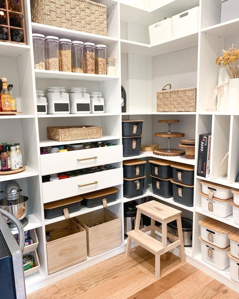 Get a Larger Pantry to Store Kitchen Products
