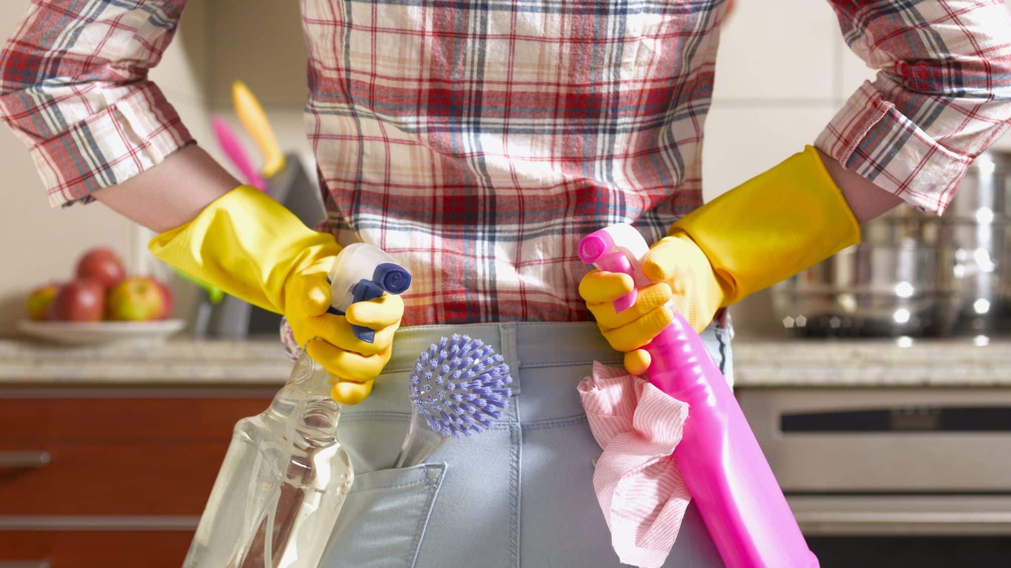 How Do I Make a House Cleaning Checklist?