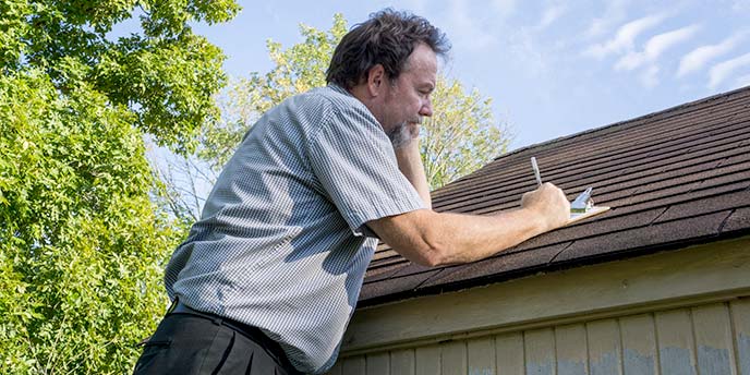 Maintaining Your Roof: 7 Pro Tips & Tricks