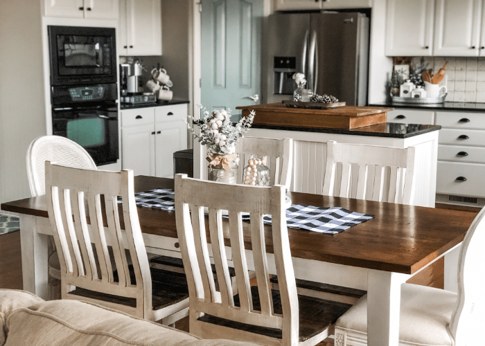Features of Authentic Farmhouse Kitchen Accessories