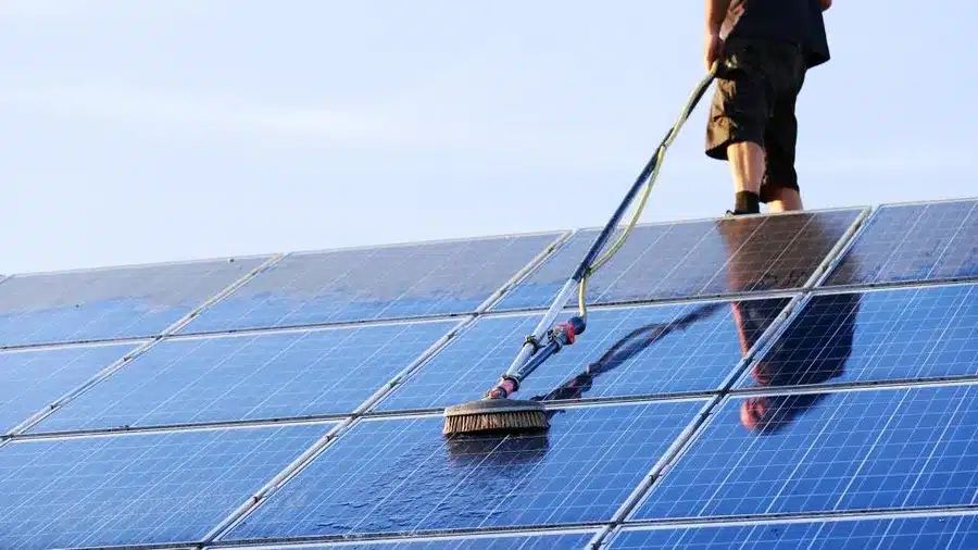 Choosing a Reliable Solar Panel Cleaning Service