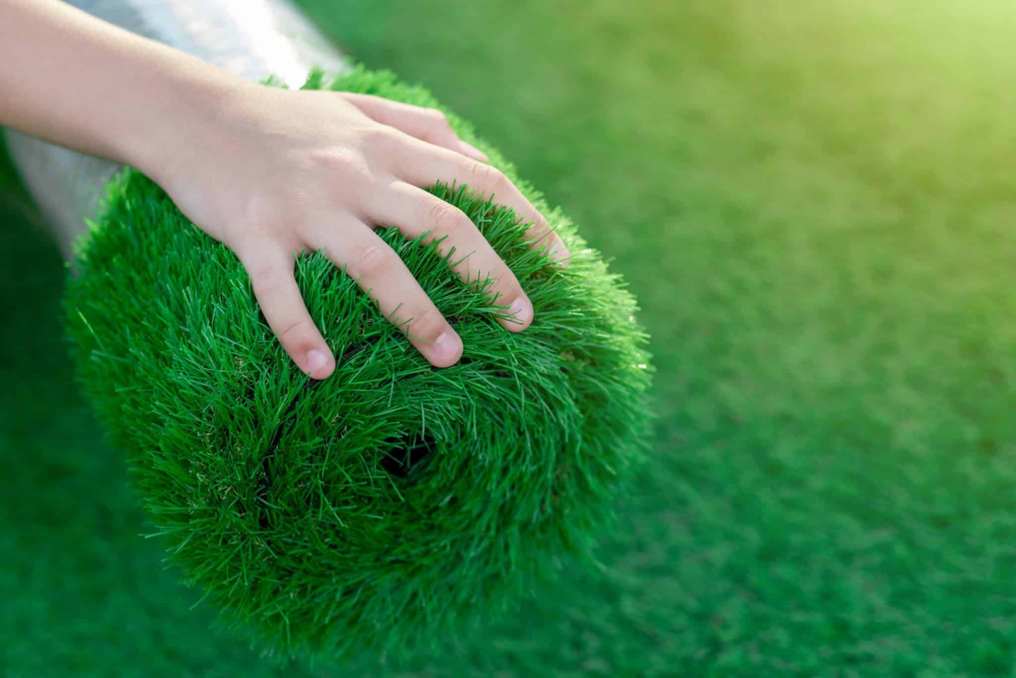 Artificial Grass Dubai.The Ultimate Guide to a Lush, Low-Maintenance Lawn