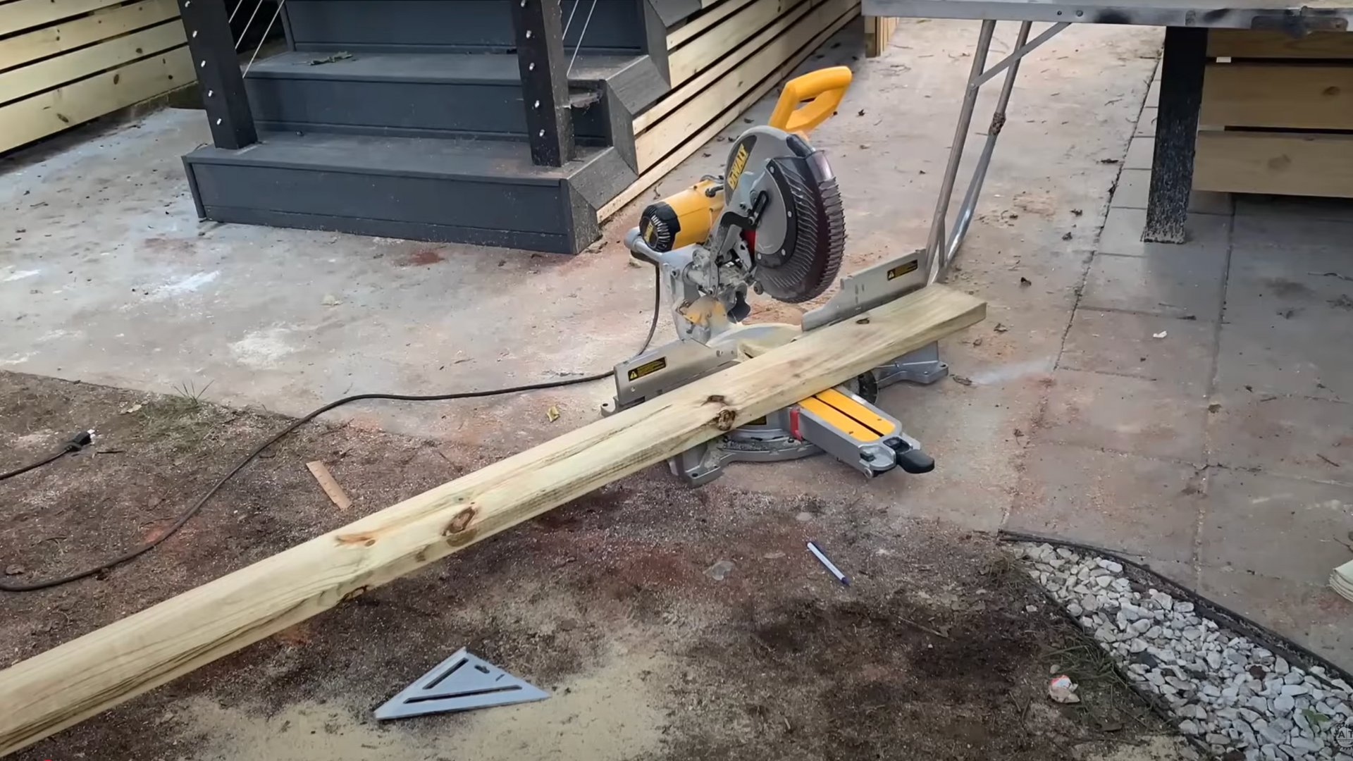 Step_1_Cut_the_Rafters