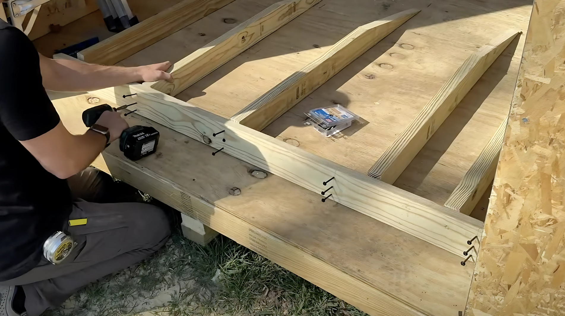 Step_4_Assemble_and_Secure_the_Ramp_Frame