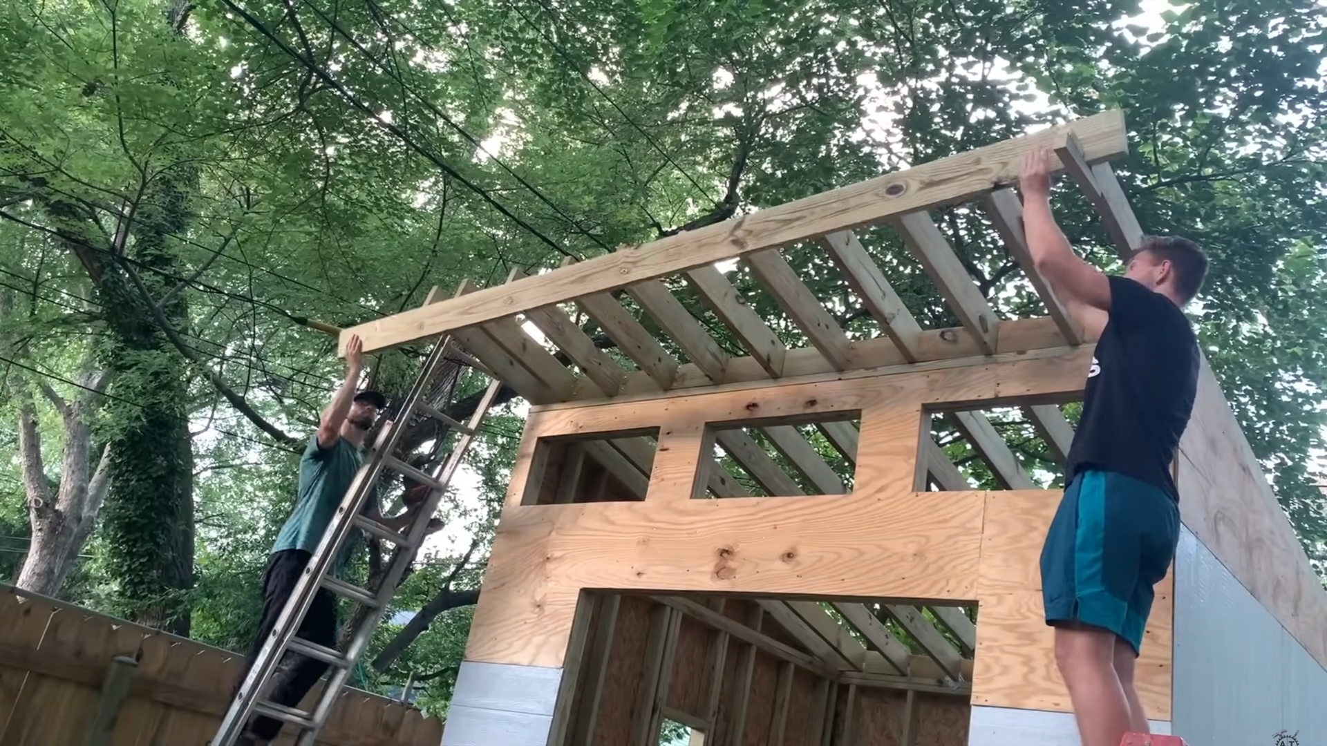Step_5_Add_Fascia_and_Side_Rafters