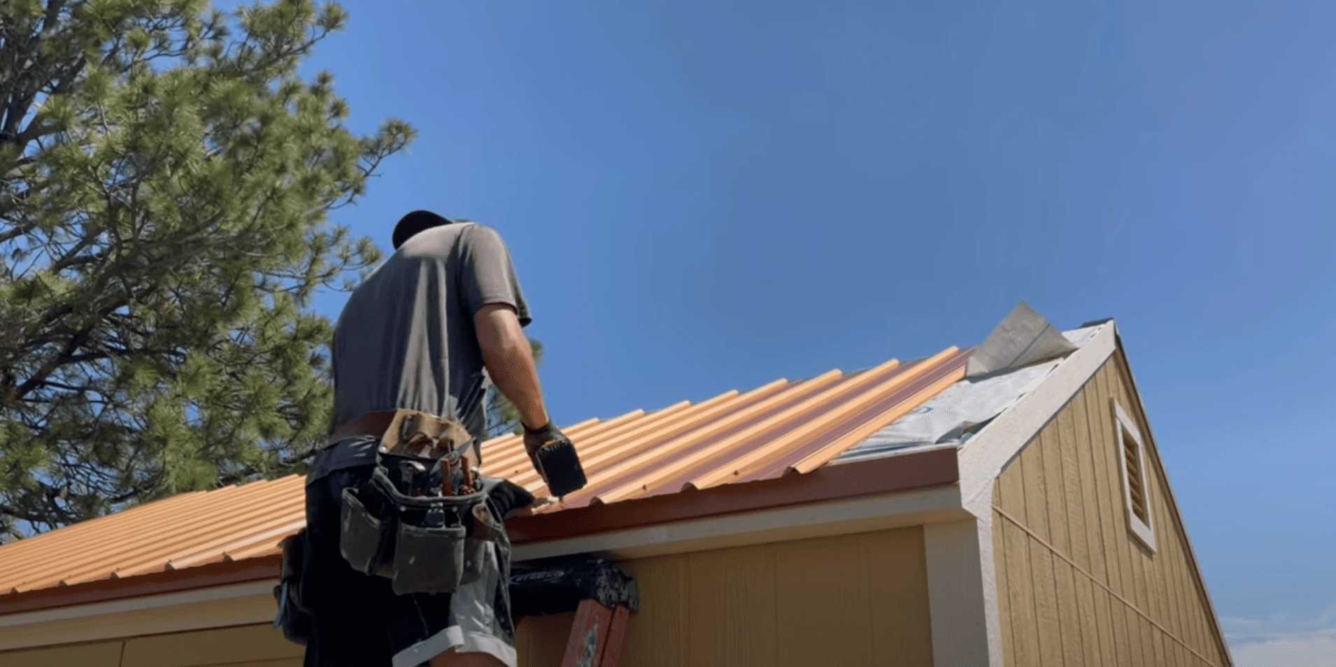 Step_5_Install_the_Roof_and_Finishing_Touches