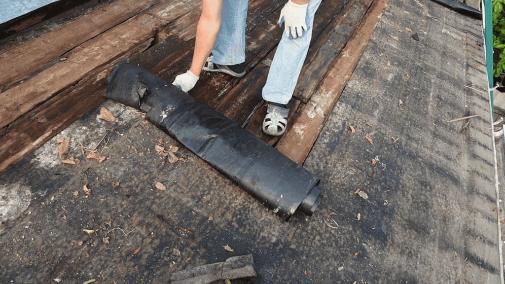 Signs to Look Out for Roof Leak