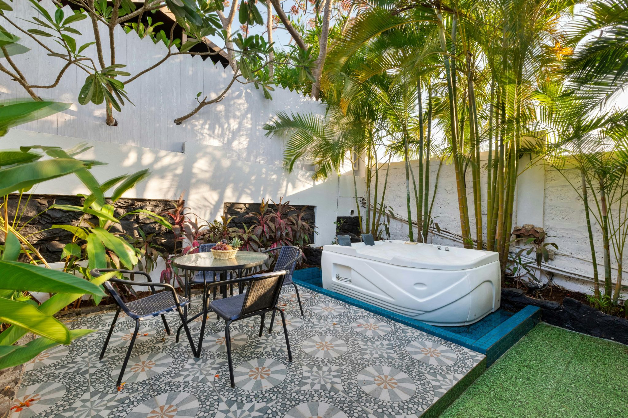 Expert Tips For Burglar-Proofing Your Garden Furniture