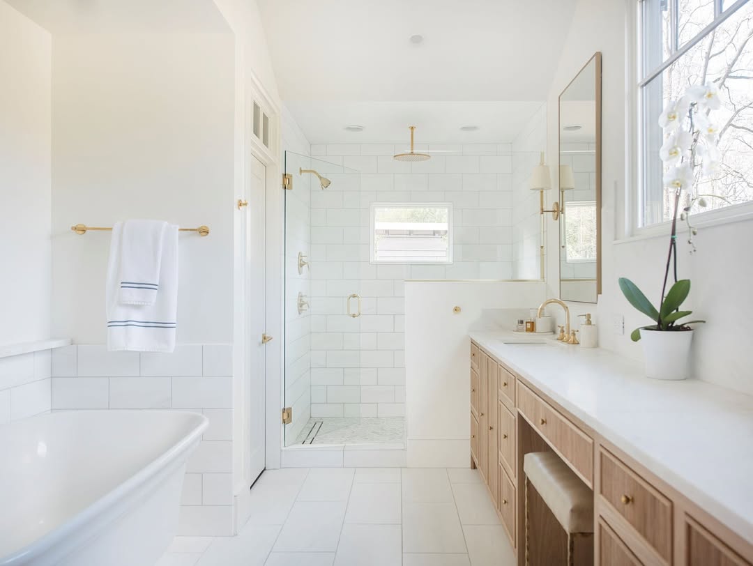 White Marble Inspirations: Transforming Interiors with Carrara Marble