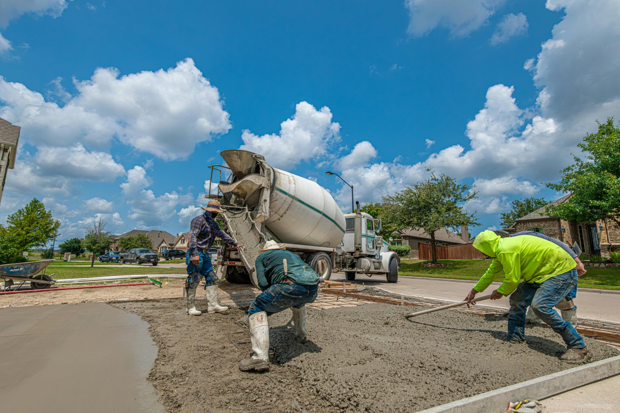 The Complete Guide to Working with Fort Worth Concrete Contractors