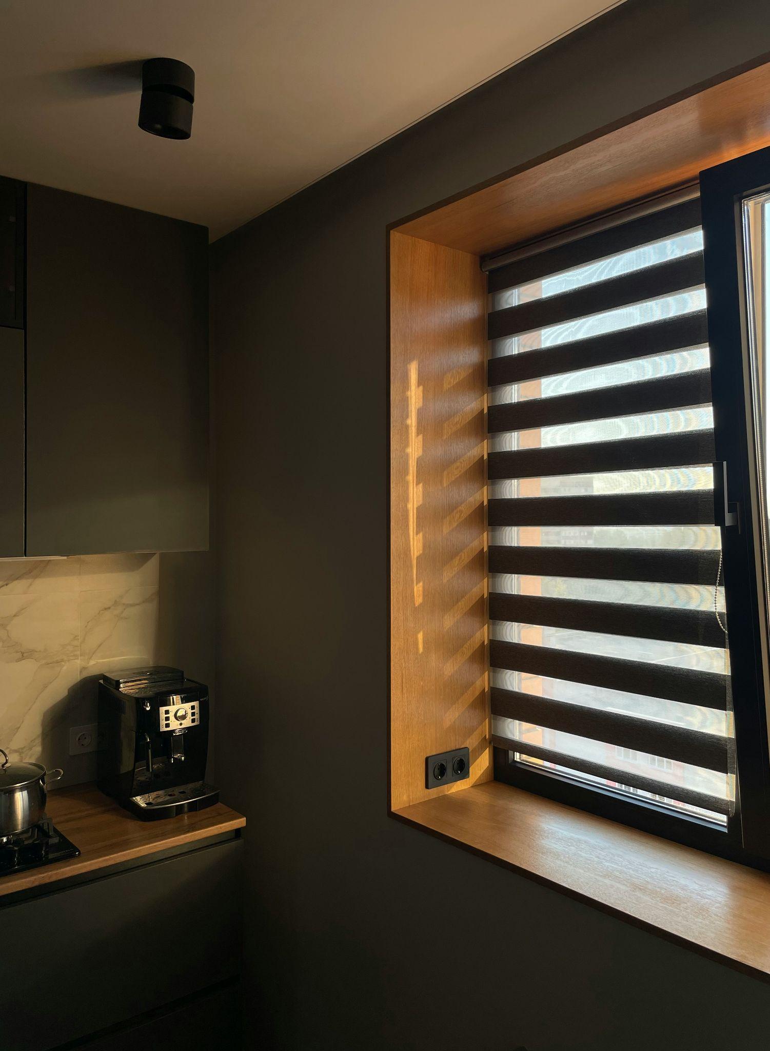 Best kitchen window blinds: Styles, materials, and easy maintenance Tips