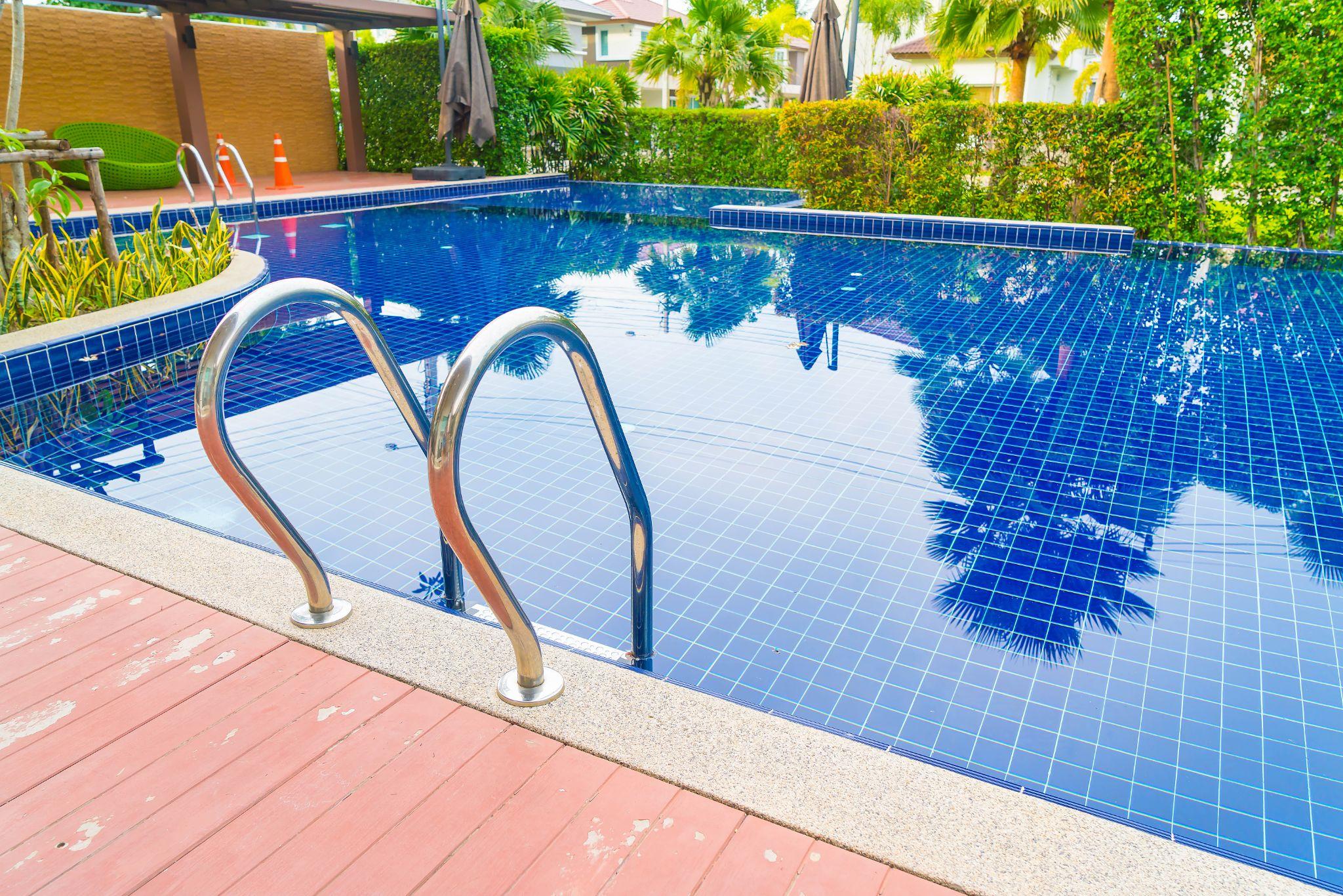 How to Pick a Durable In-Ground Pool Without Overspending