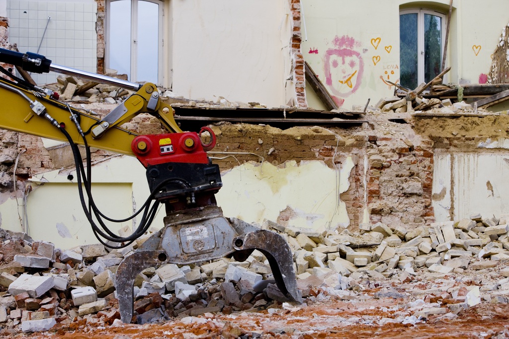 How to Choose a Demolition Contractor in Spokane