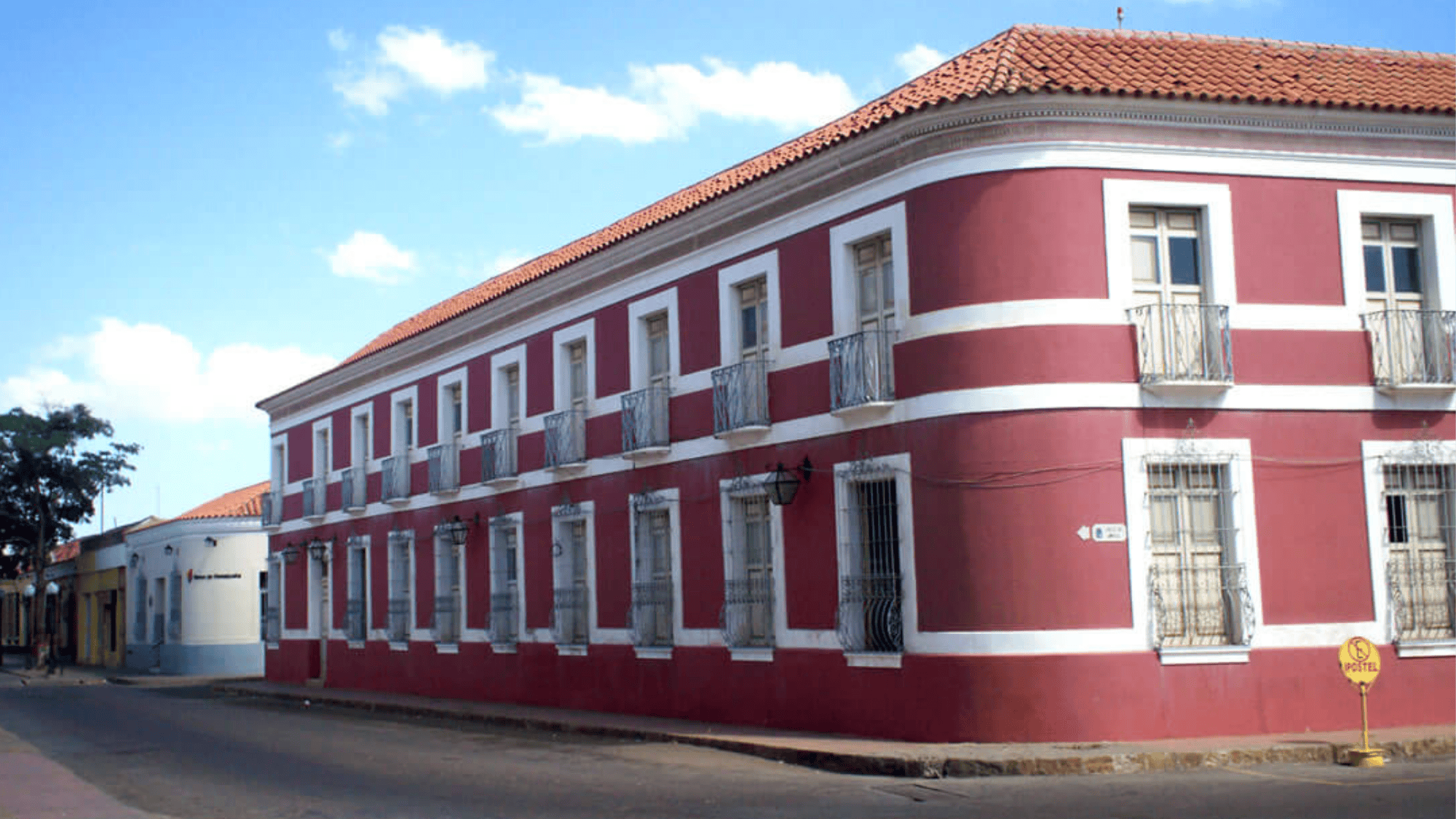 historic colonial houses