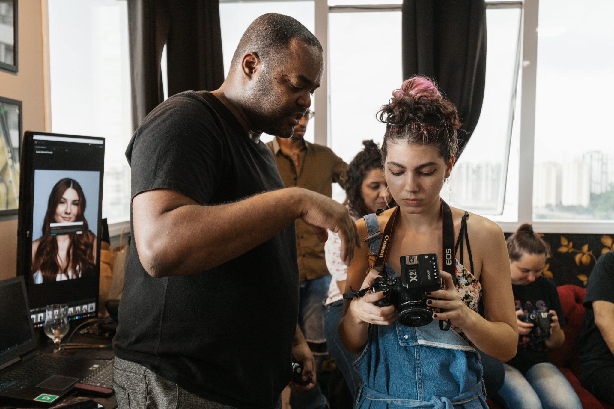 Instagram Photography: Camera Settings and Editing Techniques