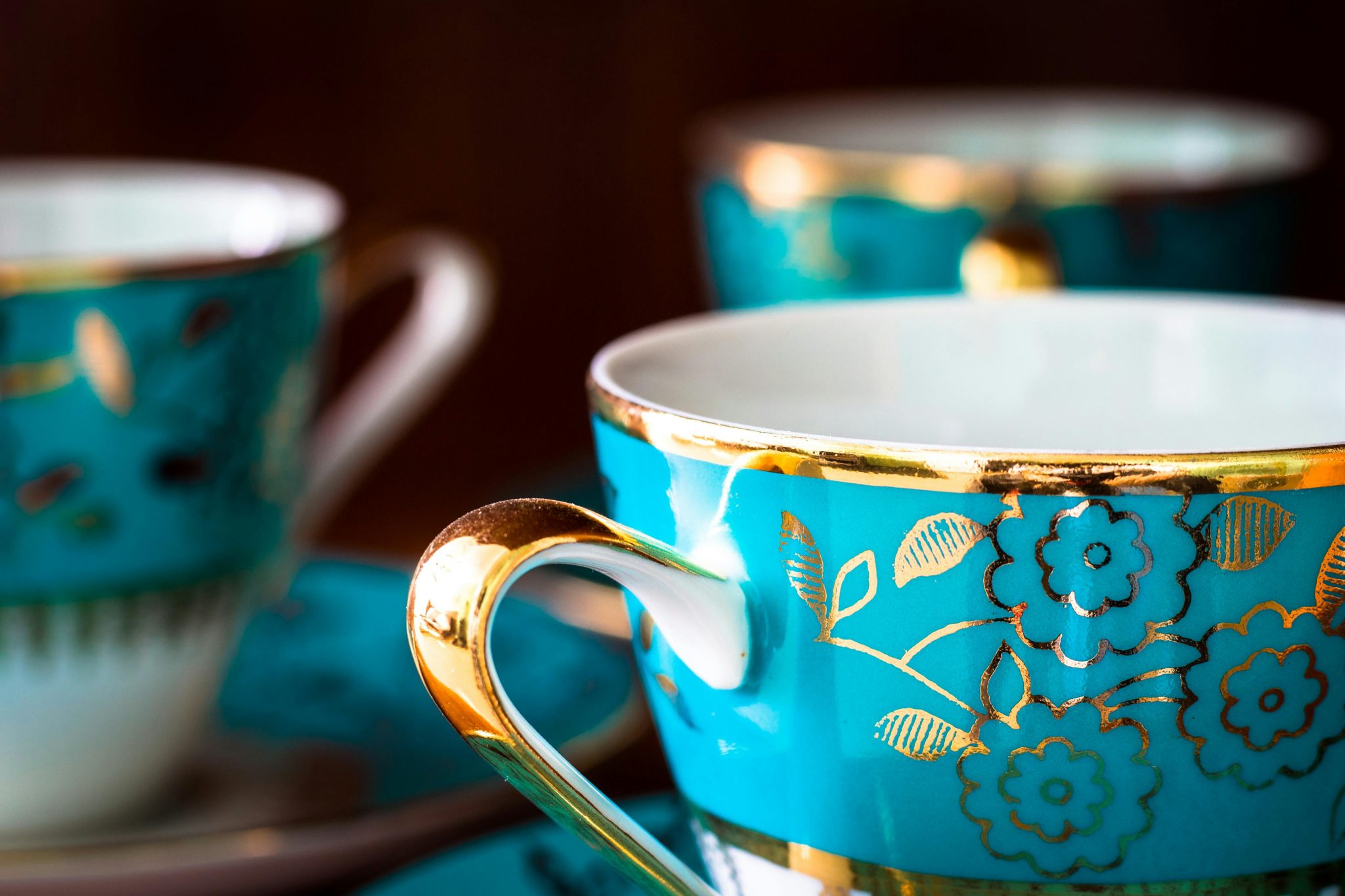 A Guide to Curating the Ultimate English Afternoon Tea Set