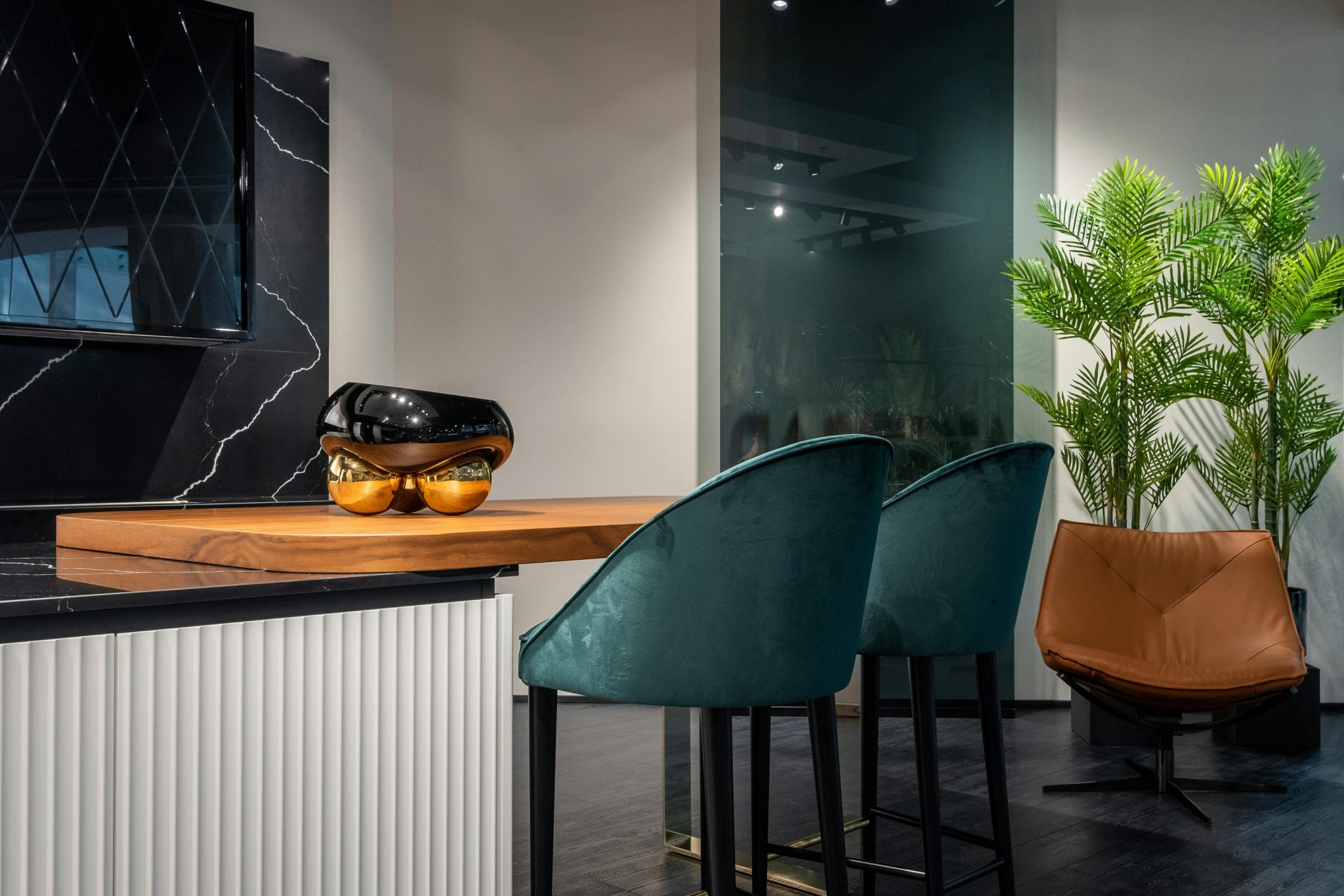 The Quiet Craft and the Artistry Behind Modern Dining Chairs