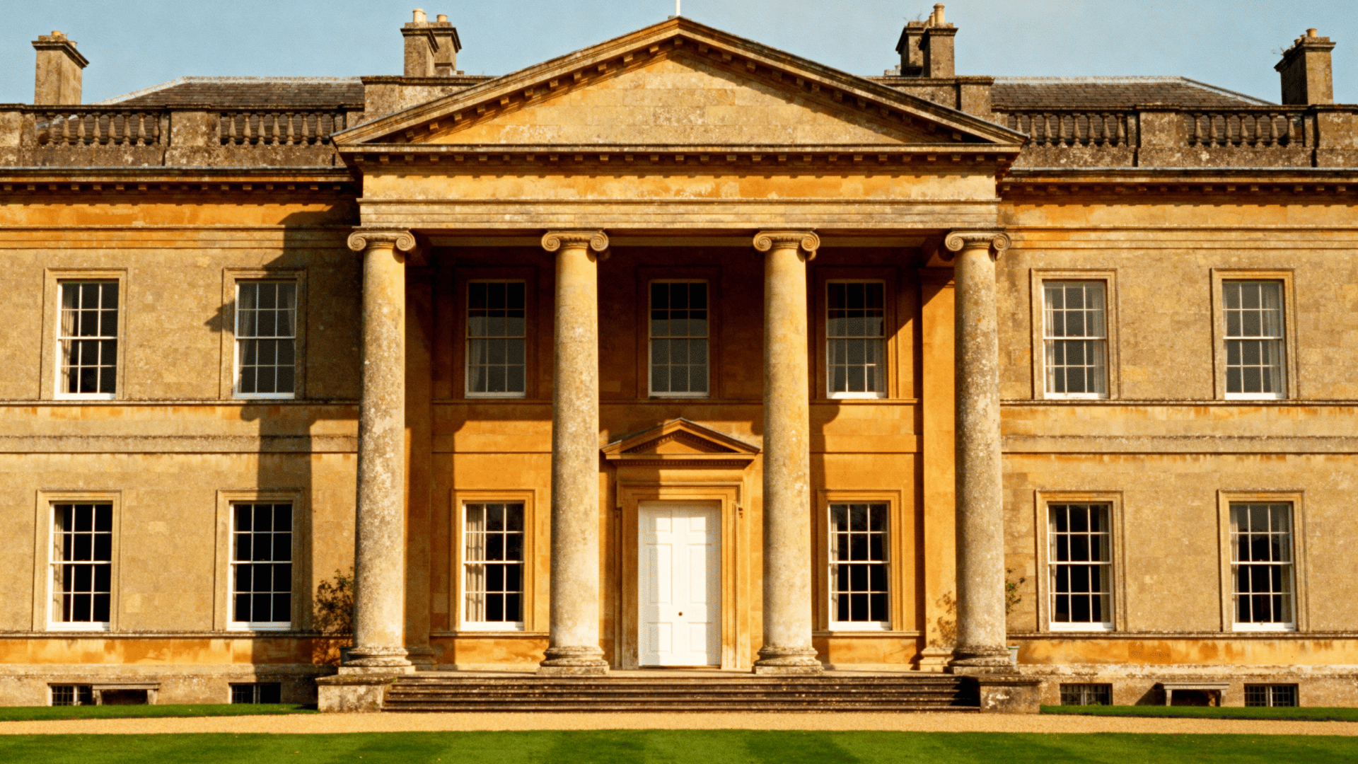 Georgian and Palladian Influences