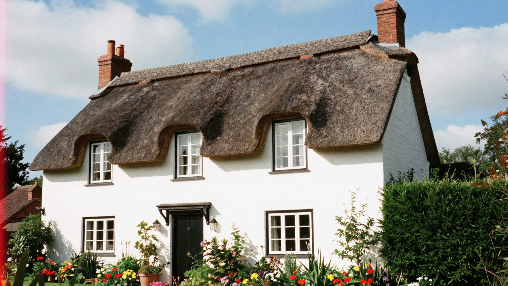 how long does a thatched roof last