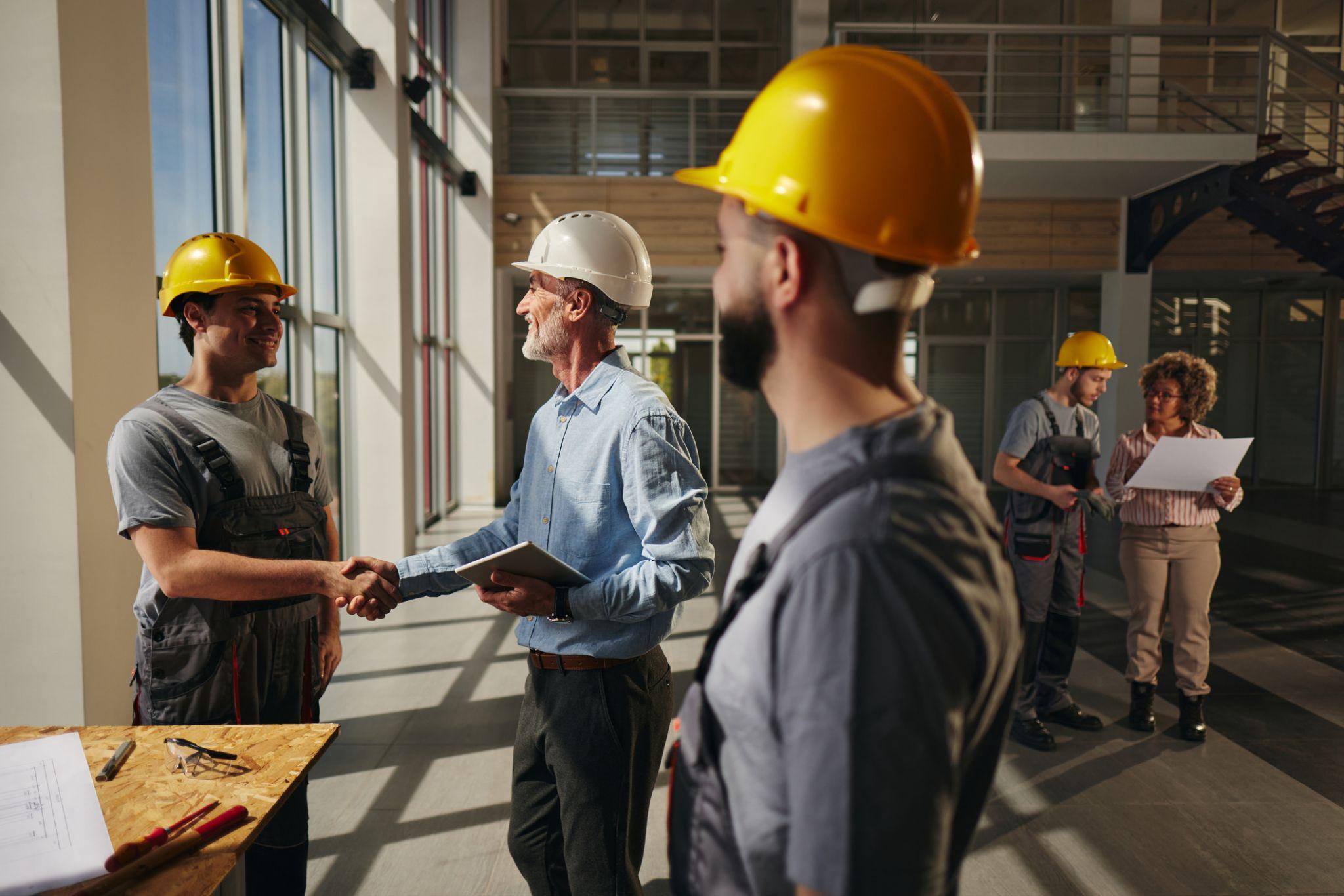 Learn how to choose a reliable commercial renovation contractor. Key tips on experience, credentials, budget, and timeline management for successful projects.
