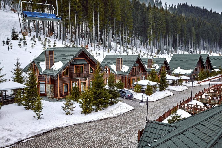 Hotels and Private Mountain Homes