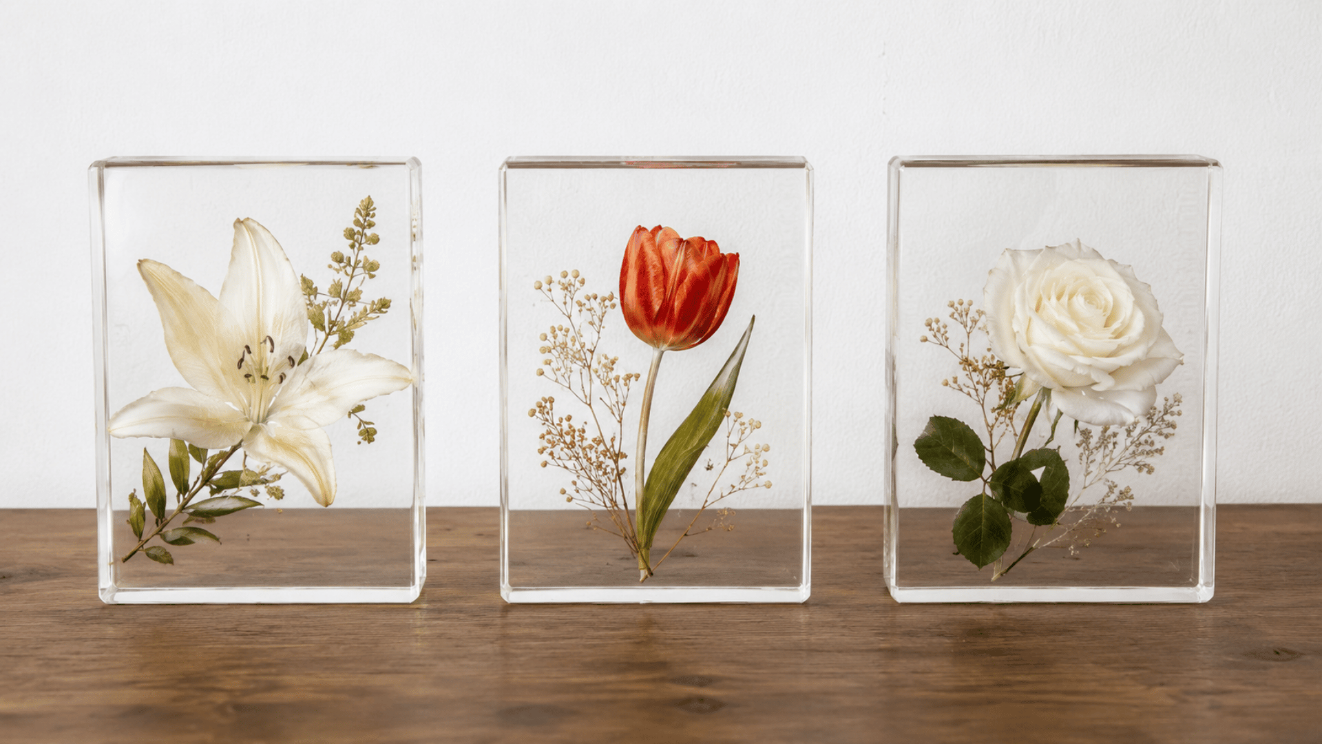 floral elegance in minimalist display silica gel tiles