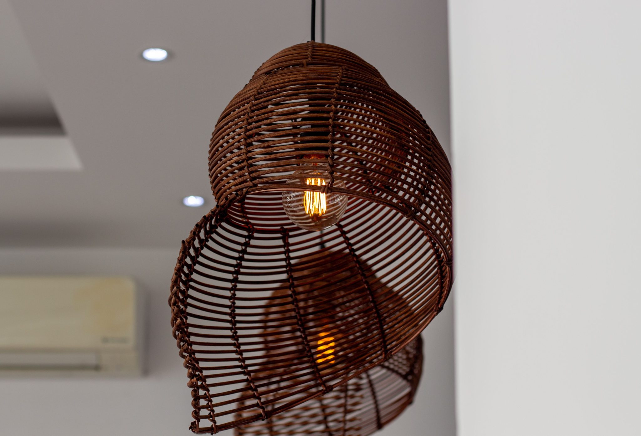 How to Bring Warmth Into a Modern Home With Natural Materials