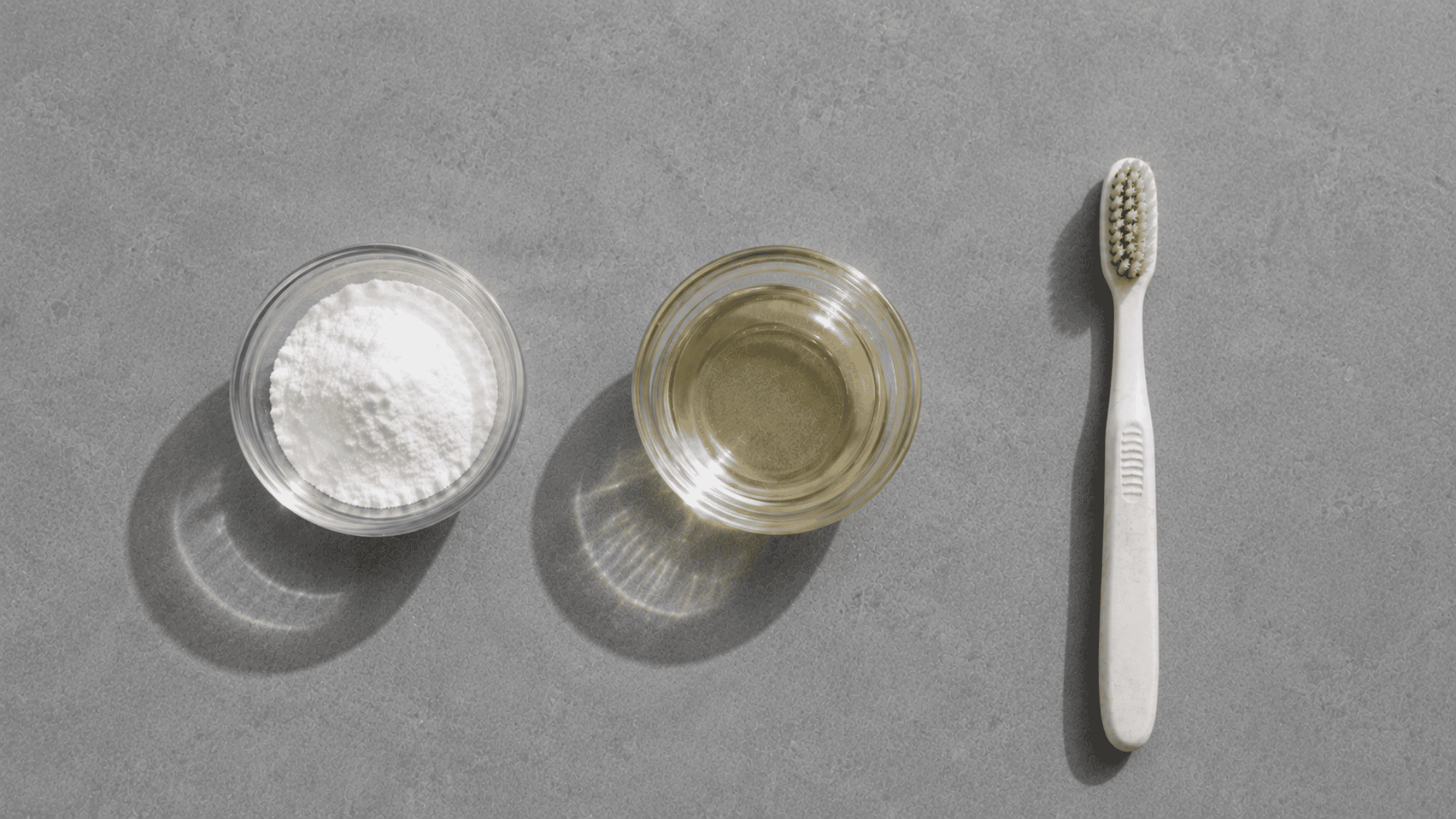 vinegar and baking soda cleaning shower tiles