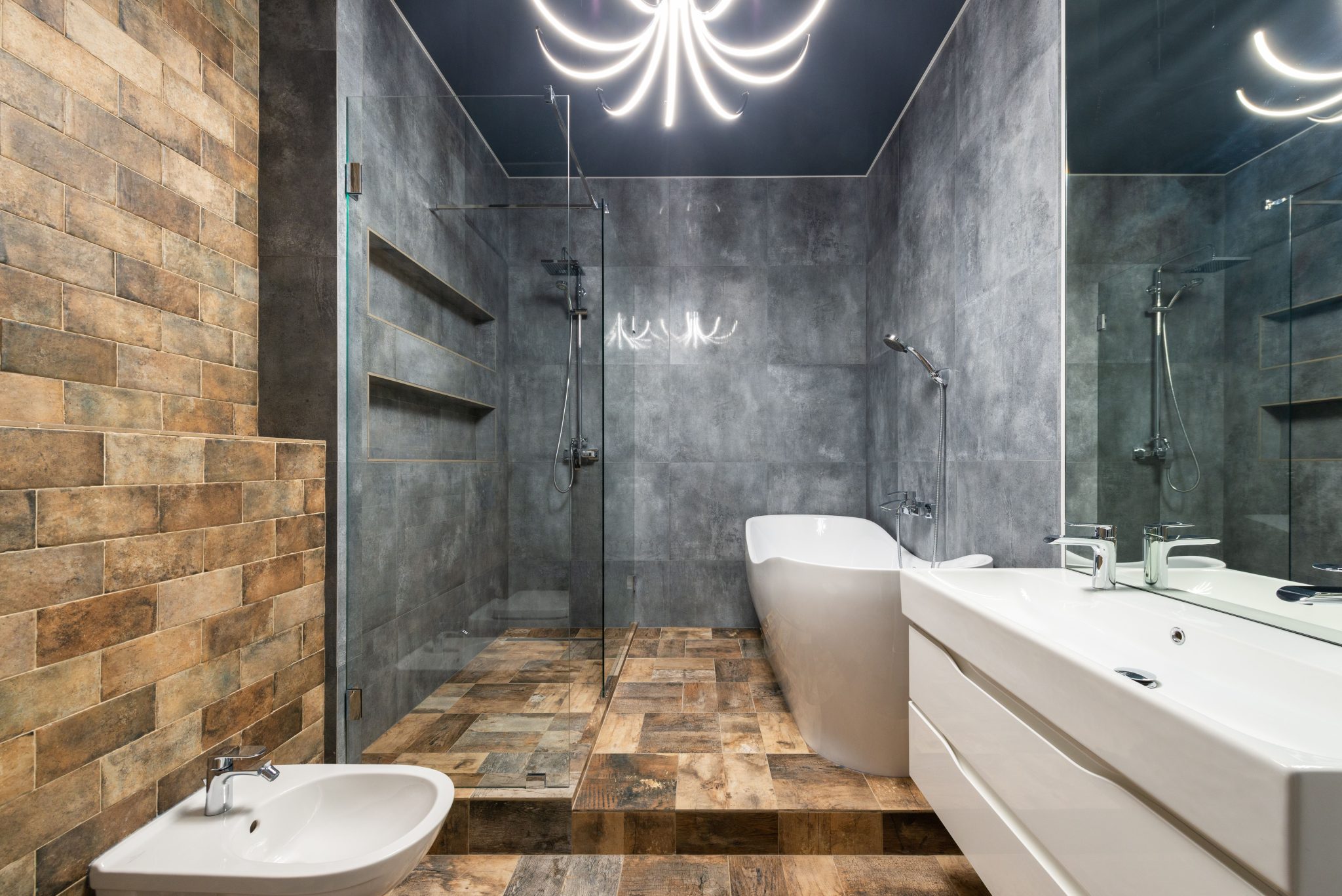 Seamless Wet Rooms: Designing Drainage That Disappears